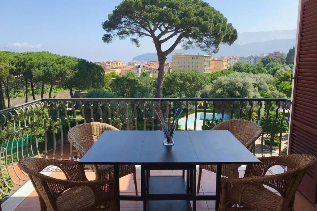 Cozy Sorrento Apartment Exterior foto